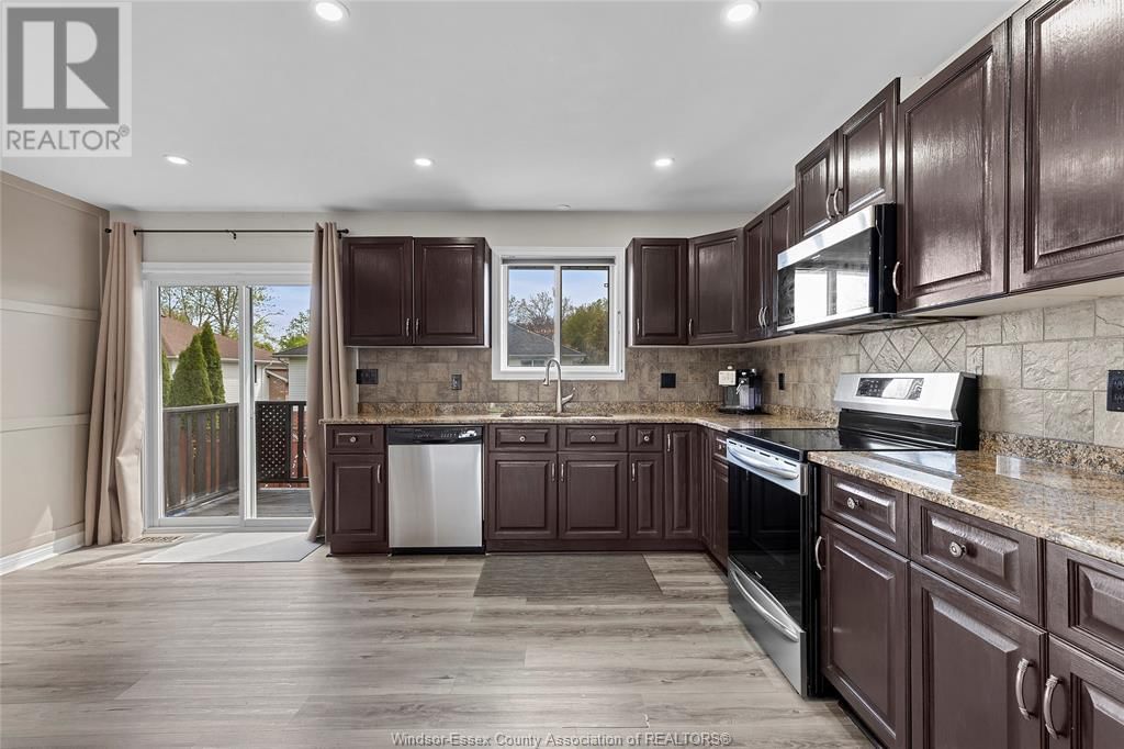1535 MAPLE AVENUE Image 18