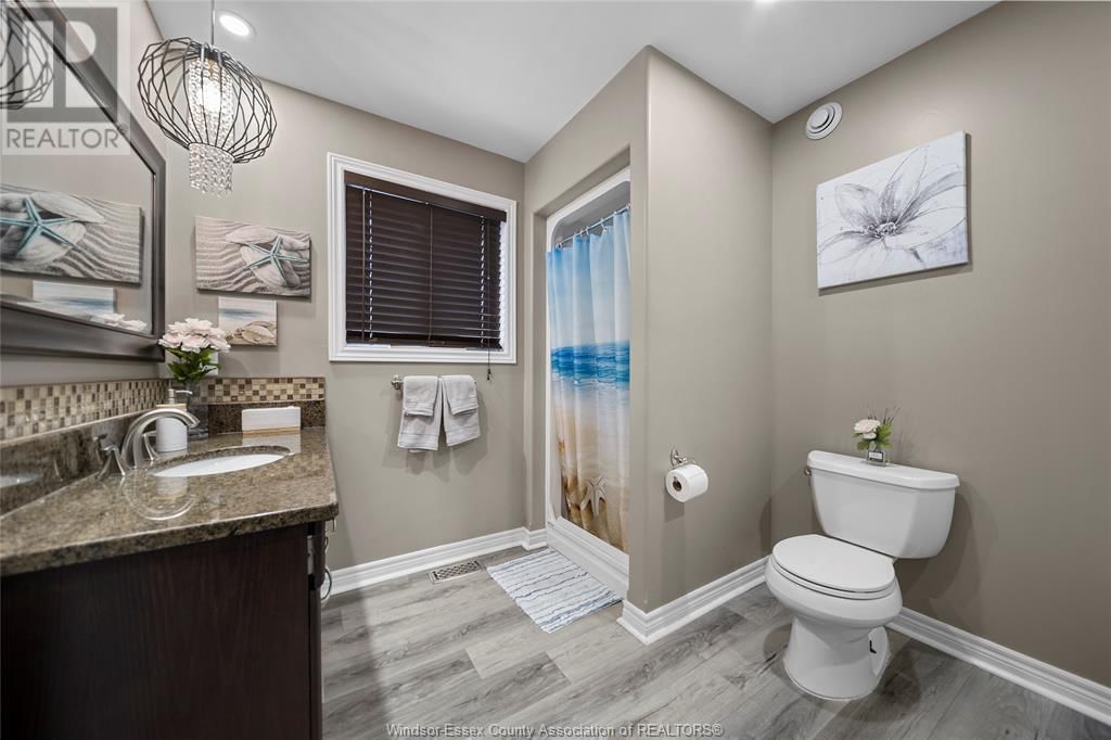 1535 MAPLE AVENUE Image 26