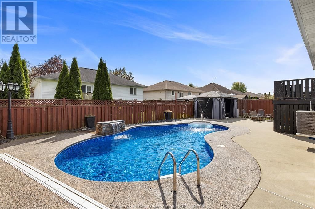 1535 MAPLE AVENUE Image 39