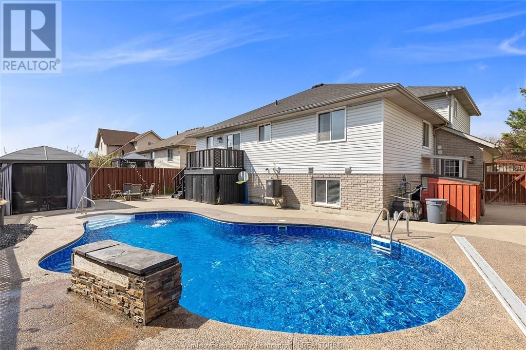 1535 MAPLE AVENUE Image 40