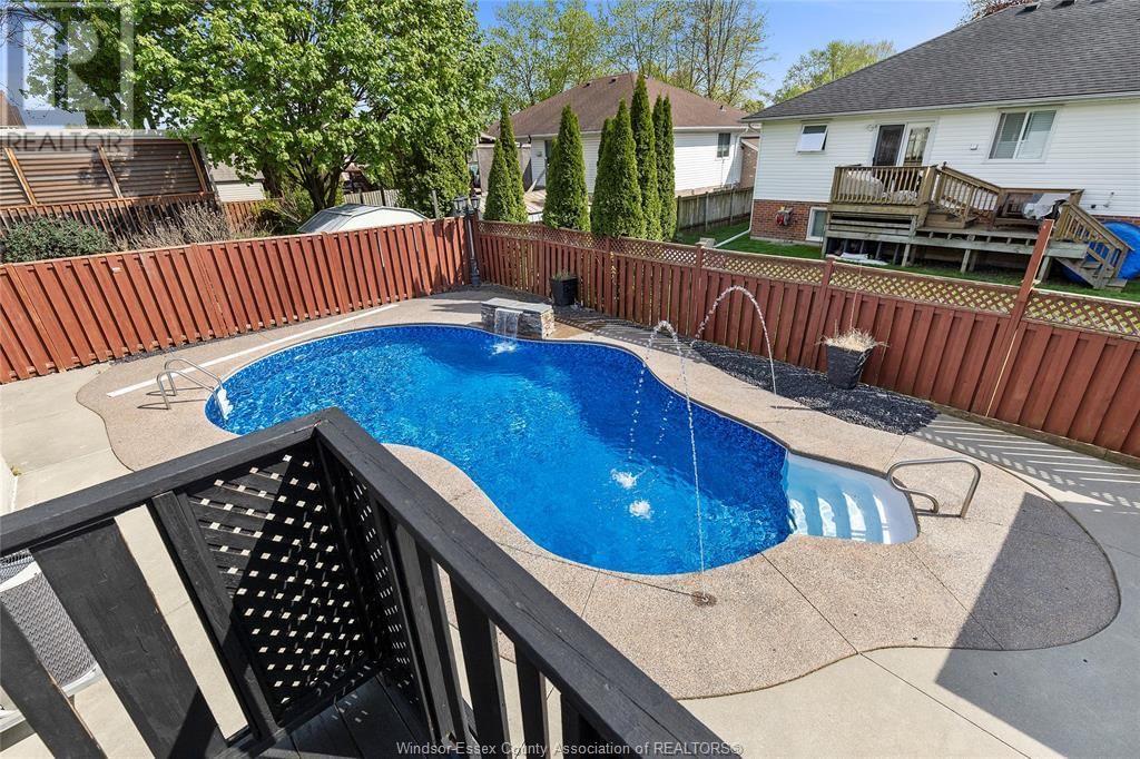 1535 MAPLE AVENUE Image 43