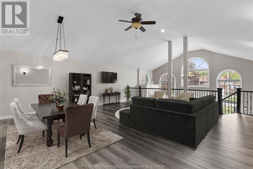 1535 MAPLE AVENUE Image 8