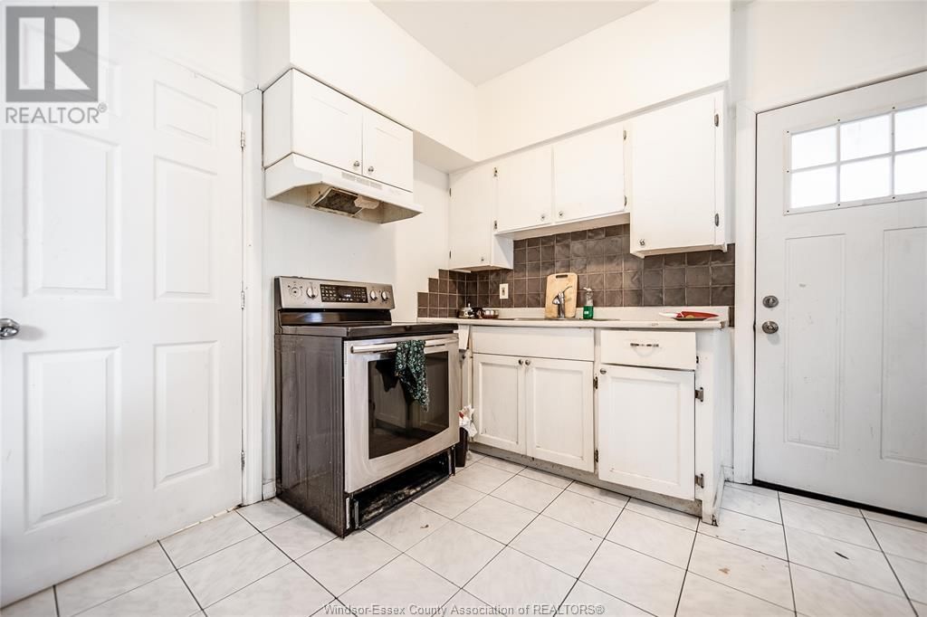 756 BRANT STREET Image 21