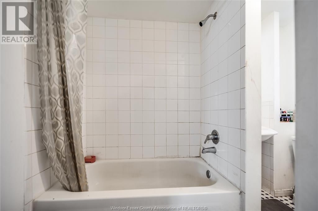756 BRANT STREET Image 22