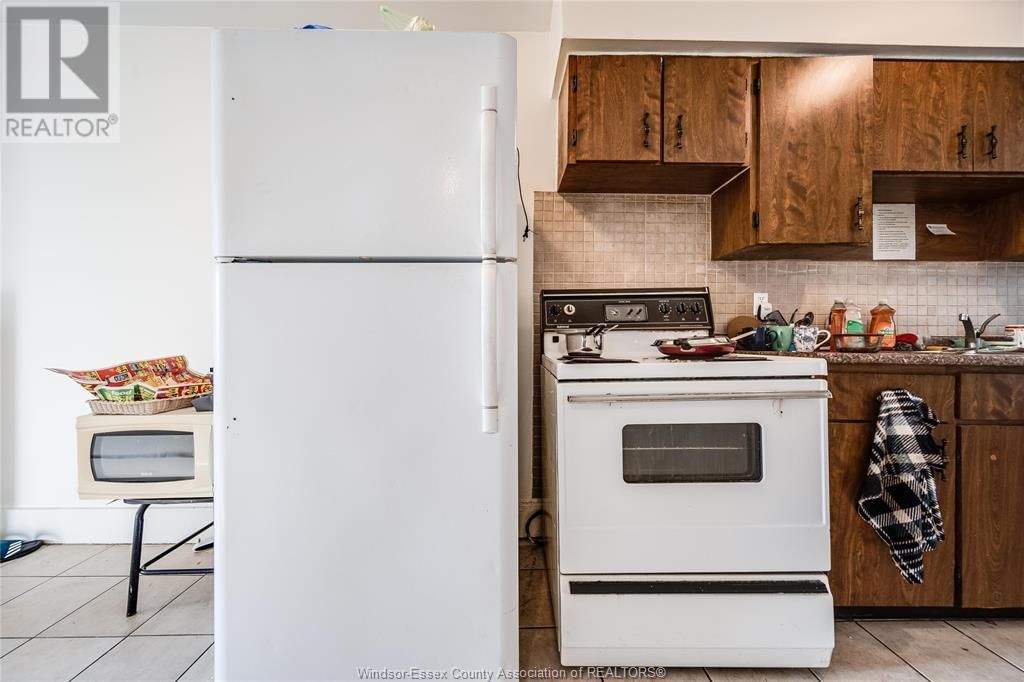 756 BRANT STREET Image 27