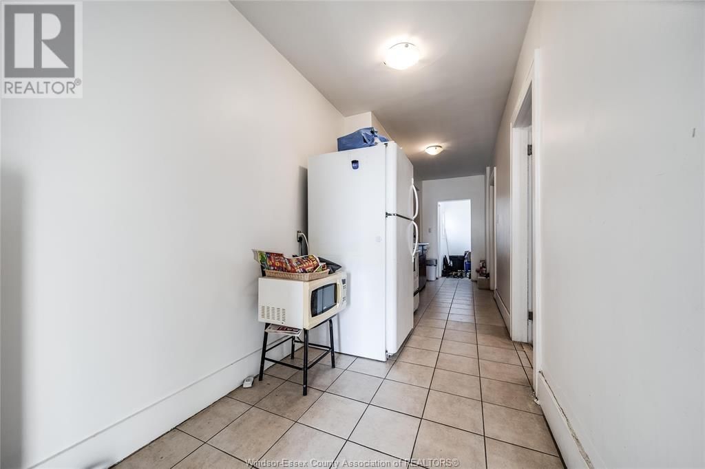 756 BRANT STREET Image 28