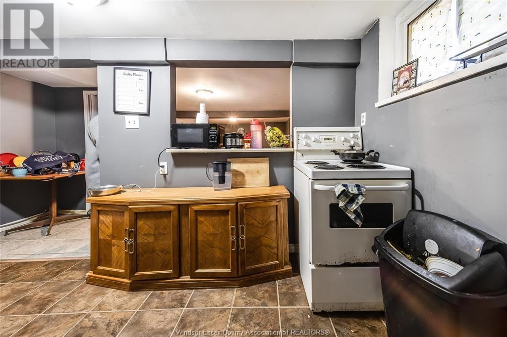 756 BRANT STREET Image 39