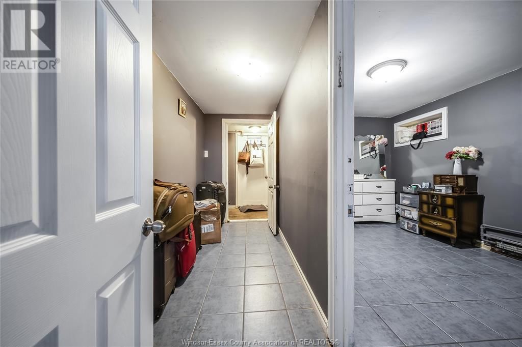756 BRANT STREET Image 41