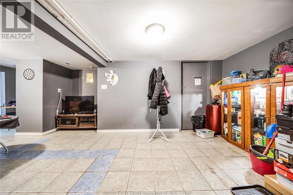 756 BRANT STREET Image 43