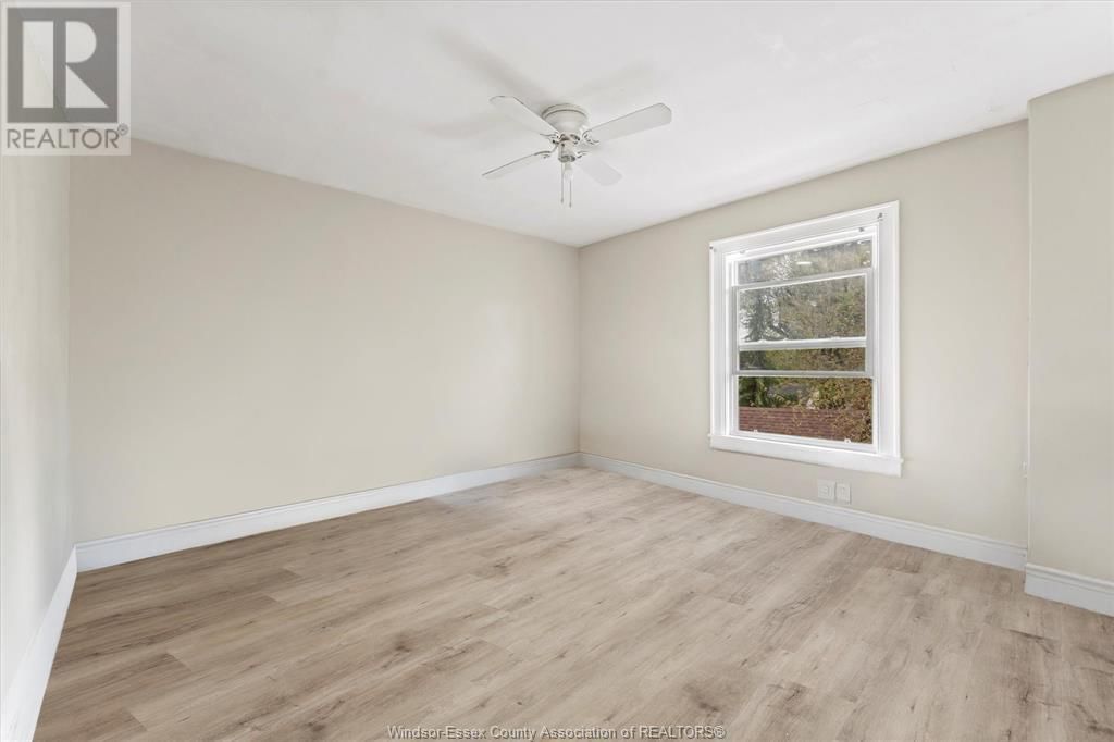 122 MONTROSE STREET Image 11