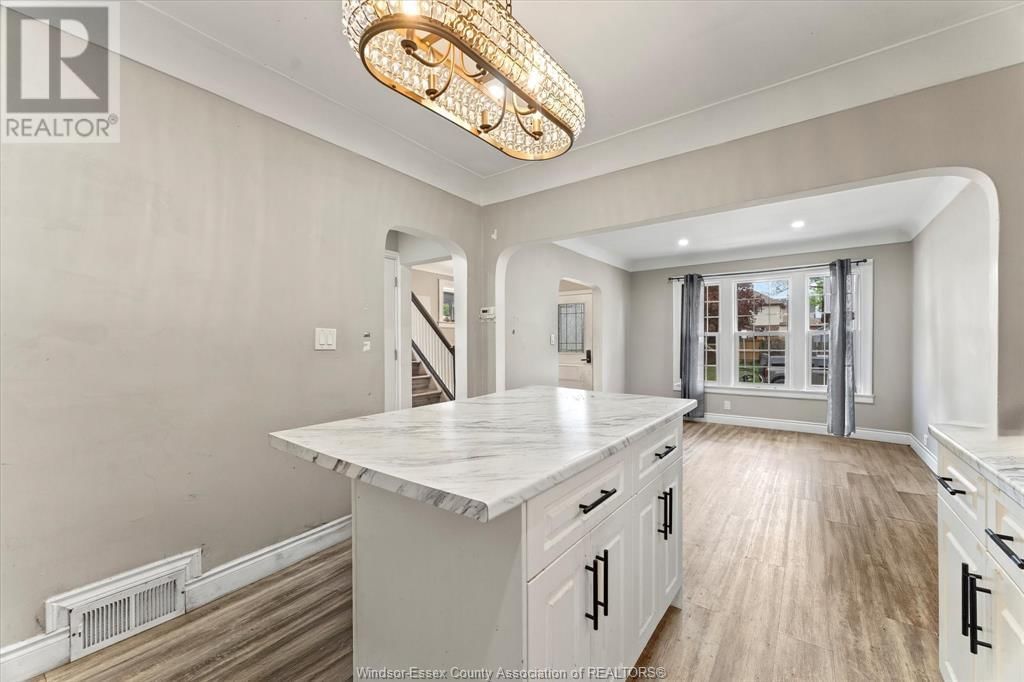 122 MONTROSE STREET Image 7