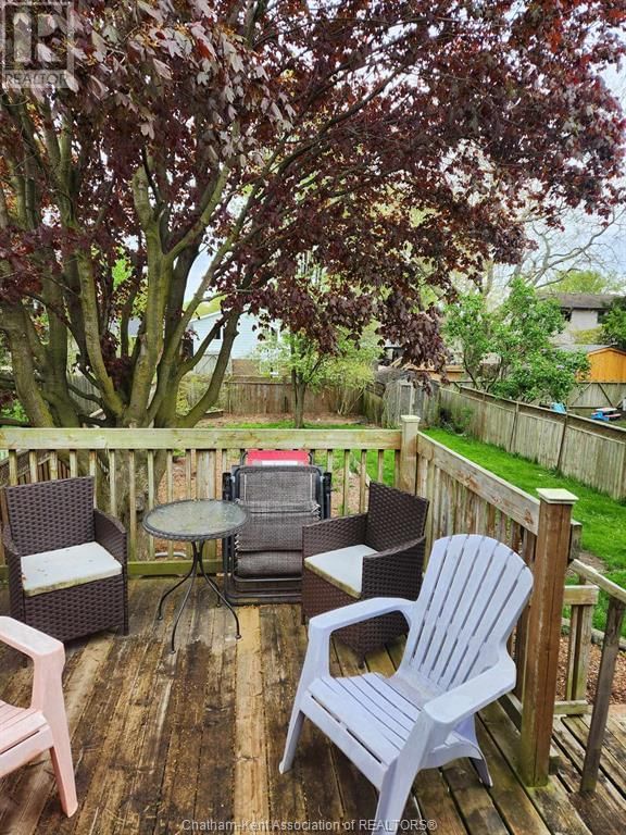 442 MC NAUGHTON AVENUE EAST Image 13
