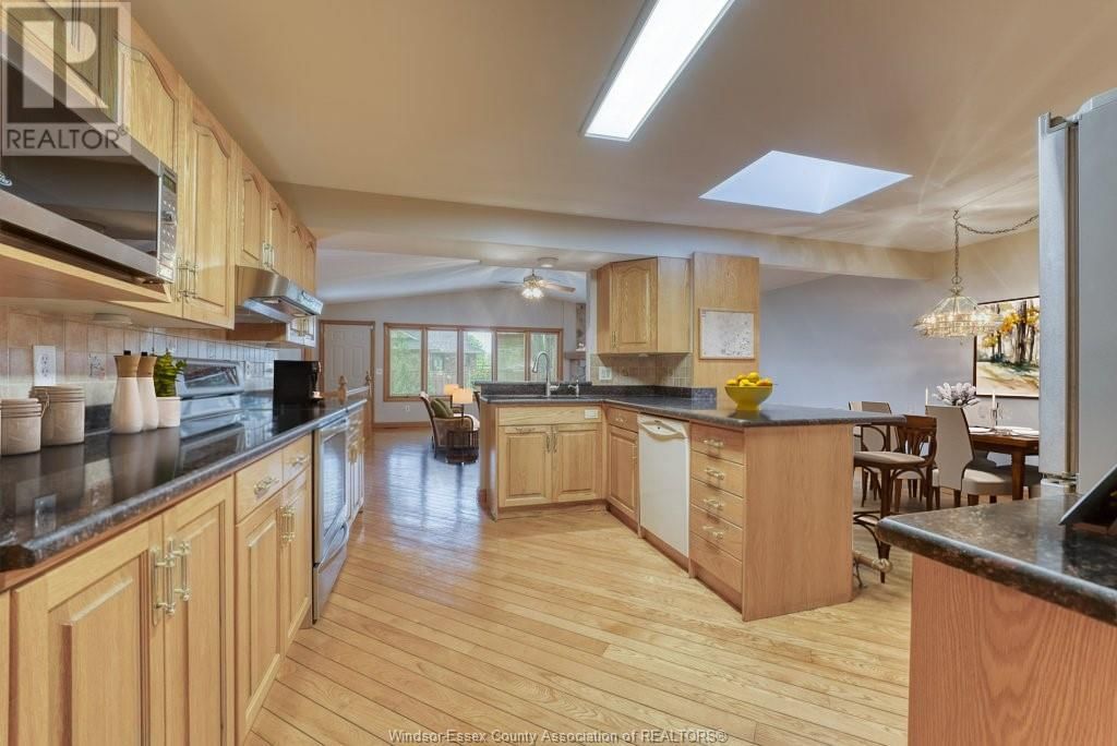 1600 LAURIER DRIVE Image 10