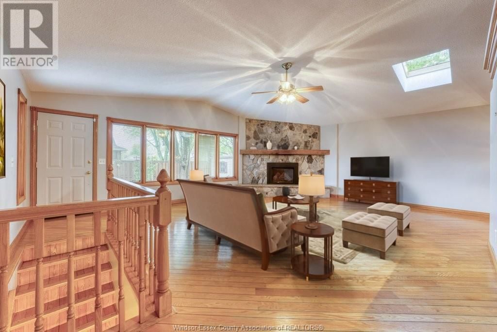 1600 LAURIER DRIVE Image 13