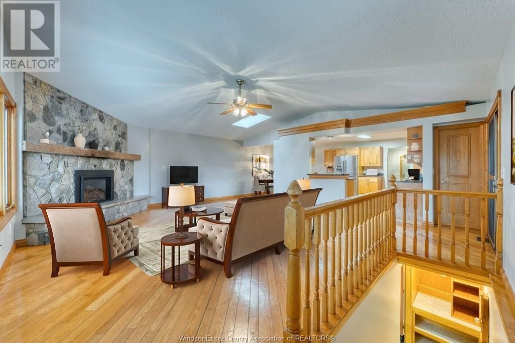 1600 LAURIER DRIVE Image 15