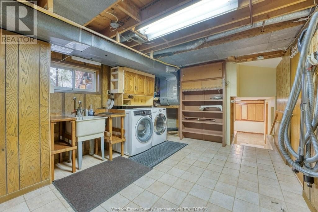 1600 LAURIER DRIVE Image 24