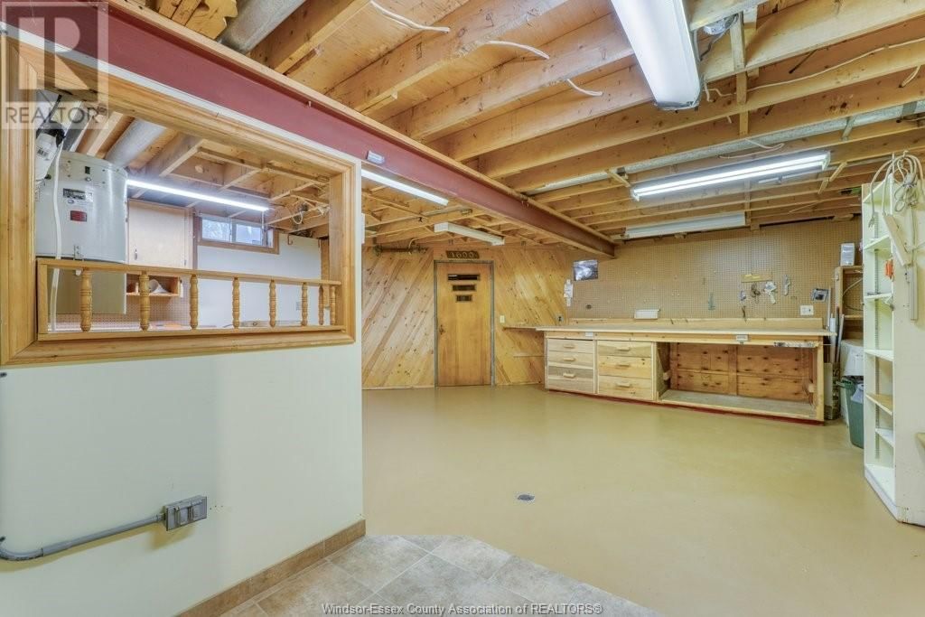 1600 LAURIER DRIVE Image 31