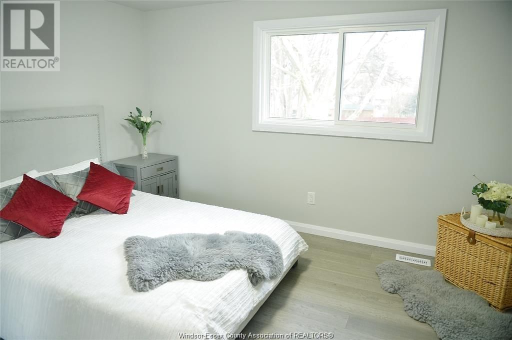 3540 WOLFE COURT Image 28