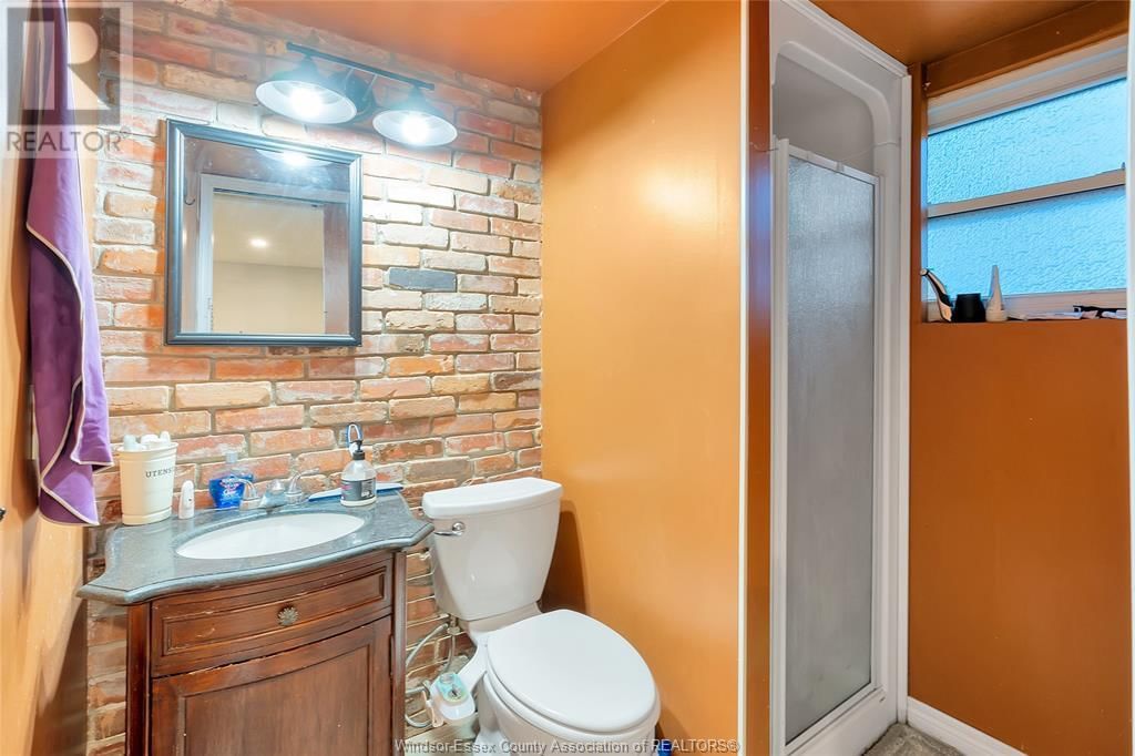 3175 VIRGINIA Image 26