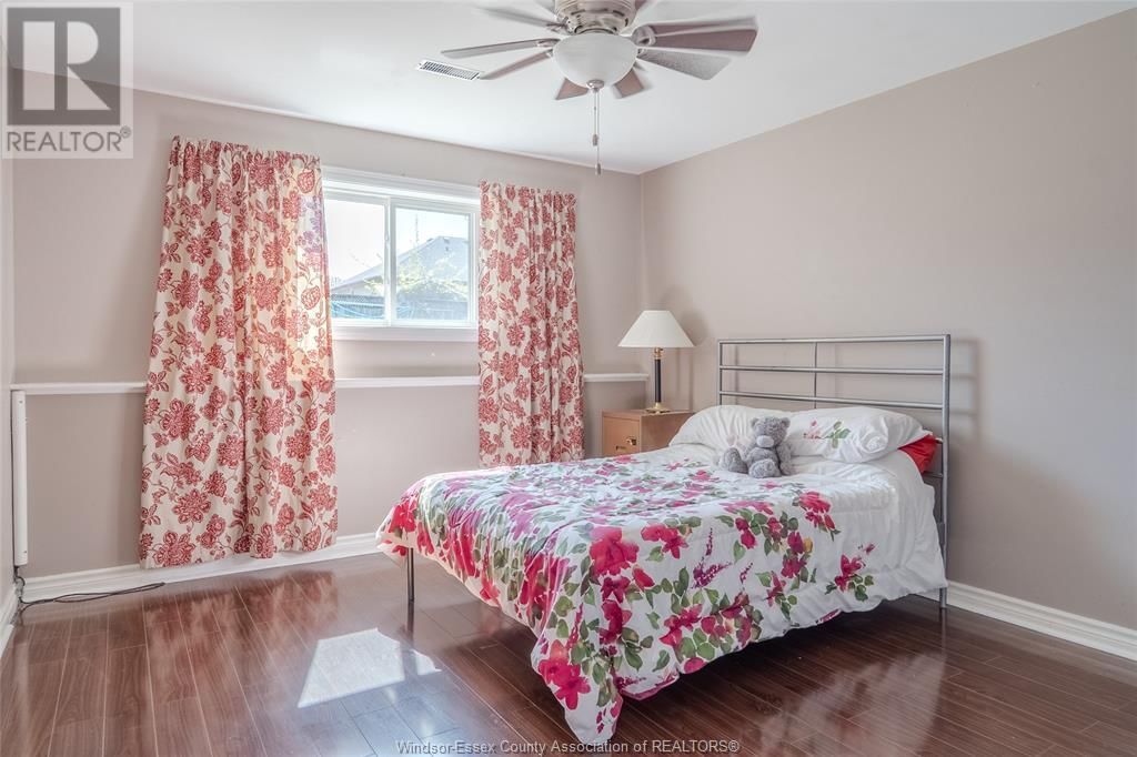250 REDWOOD CRESCENT Image 13