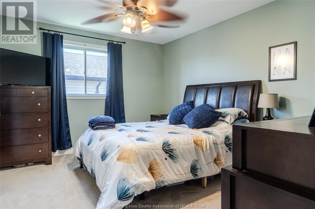 250 REDWOOD CRESCENT Image 9
