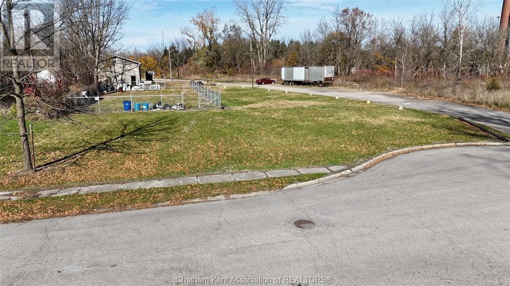 285 WELLINGTON STREET Image 6
