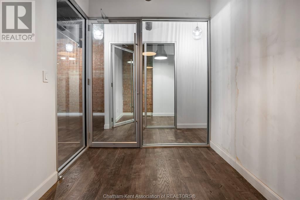 71 KING STREET Image 11