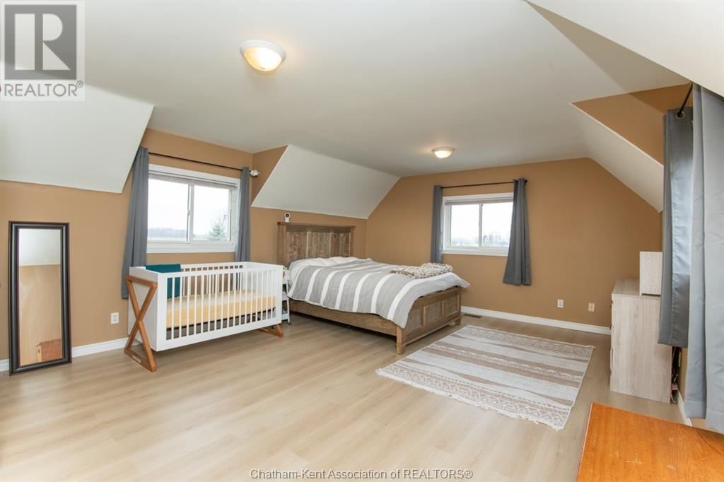 2352 OIL HERITAGE ROAD Image 18