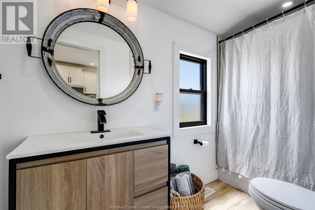 242 MERSEA RD 21 Image 22