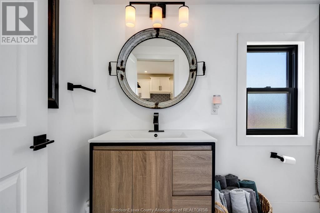 242 MERSEA RD 21 Image 23