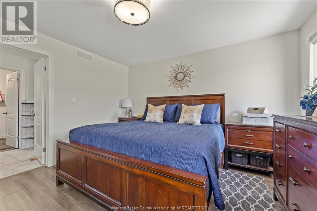 1114 COPELAND AVENUE Image 18