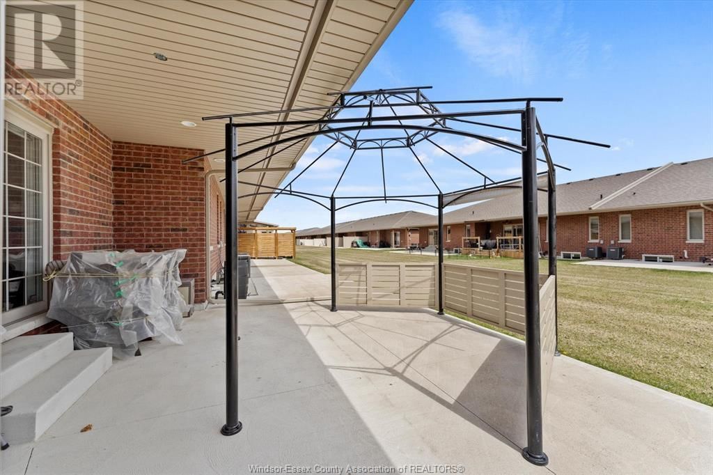 1114 COPELAND AVENUE Image 26