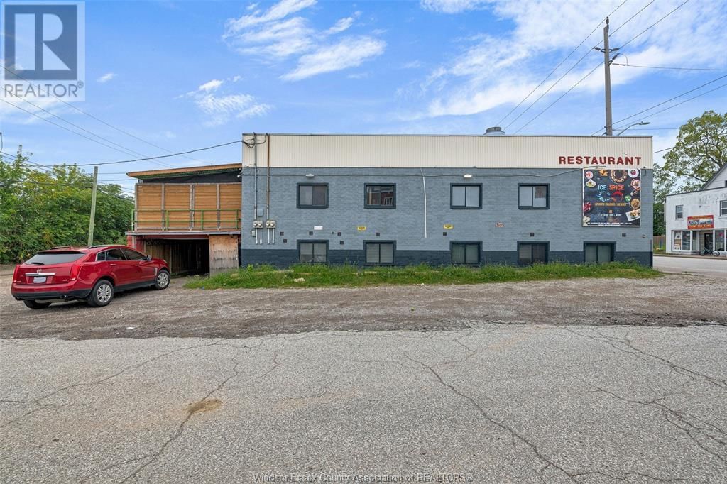 1011 WYANDOTTE Image 3