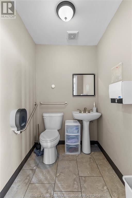 1169-1181 TECUMSEH ROAD EAST Image 36