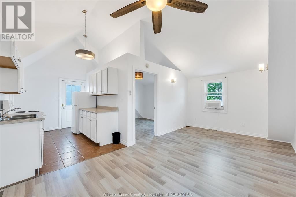 1564 ALEXIS ROAD Image 17