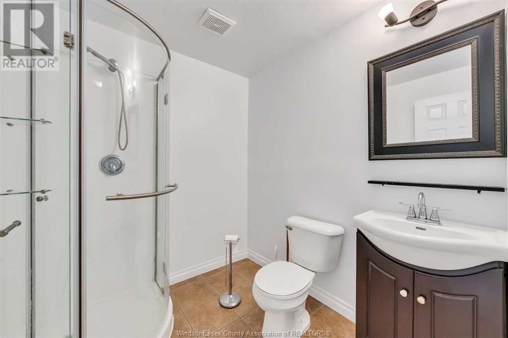 1564 ALEXIS ROAD Image 25