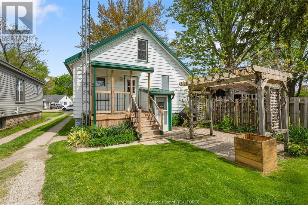 4 SELKIRK AVENUE Image 2