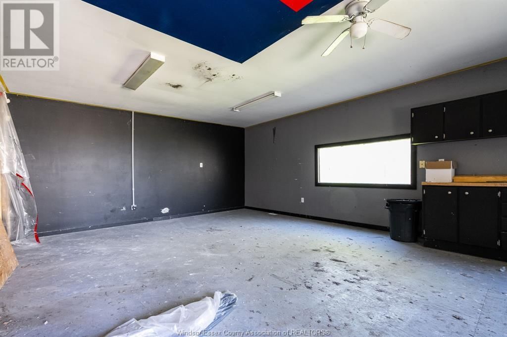 2975 CONCESSION 3 Image 36