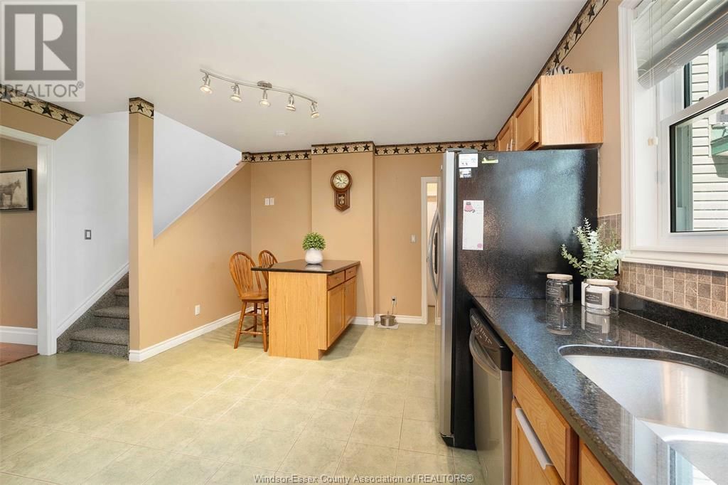 564 2 ROAD WEST Image 10