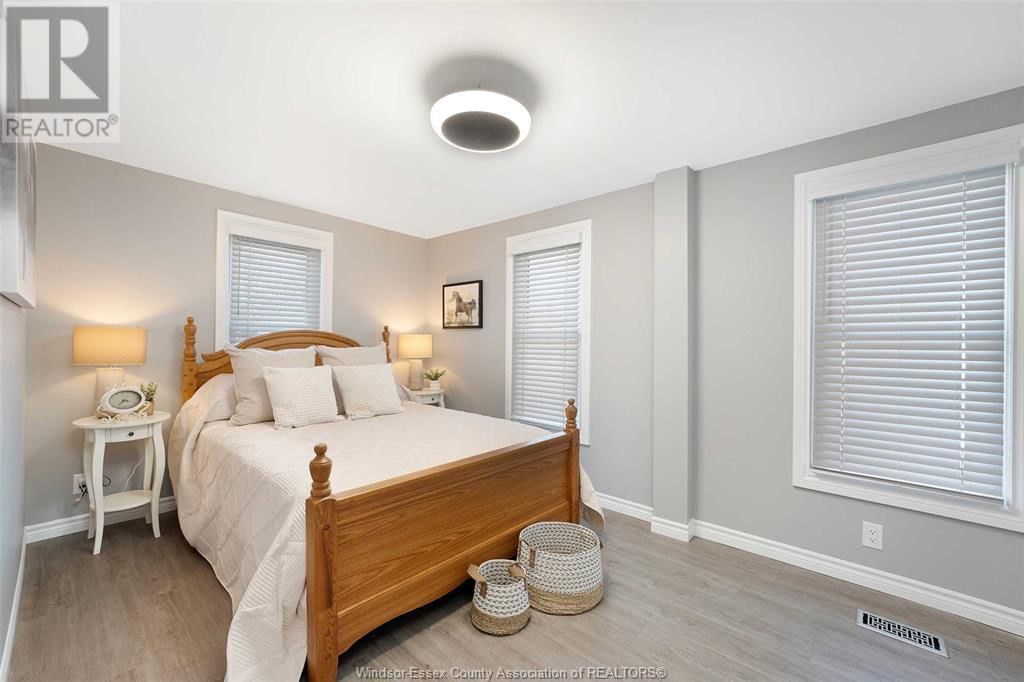 564 2 ROAD WEST Image 13