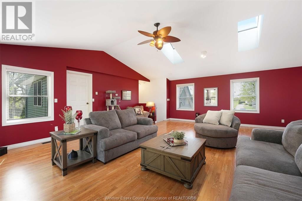 564 2 ROAD WEST Image 20