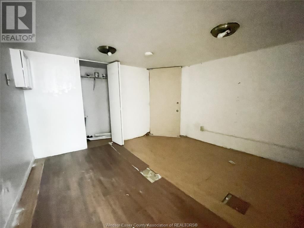 1050 DROUILLARD ROAD Image 7