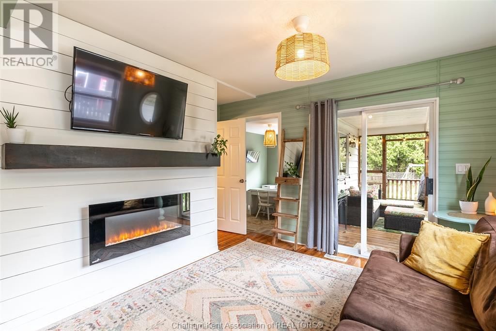 157 STANLEY AVENUE Image 10