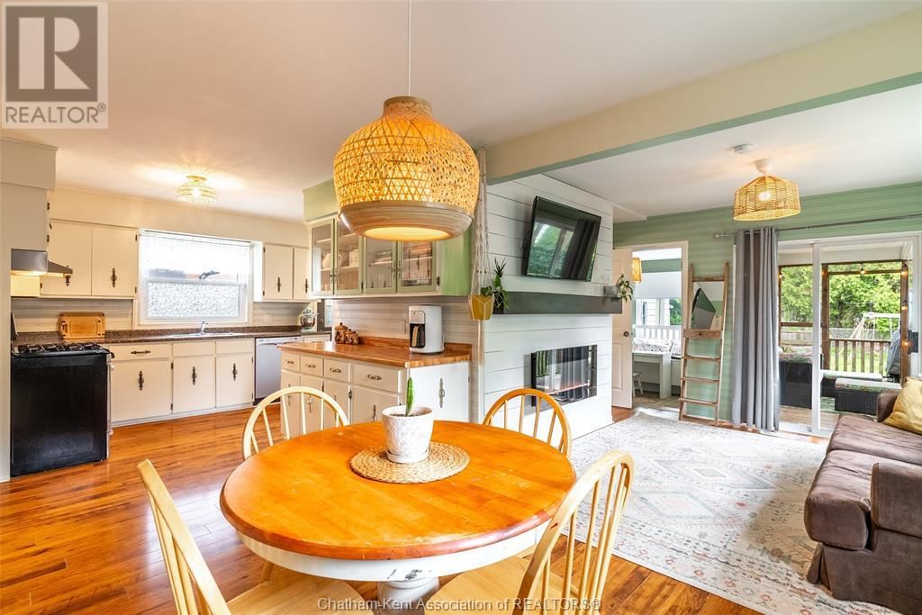 157 STANLEY AVENUE Image 13