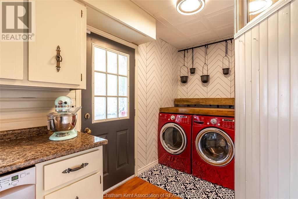 157 STANLEY AVENUE Image 17