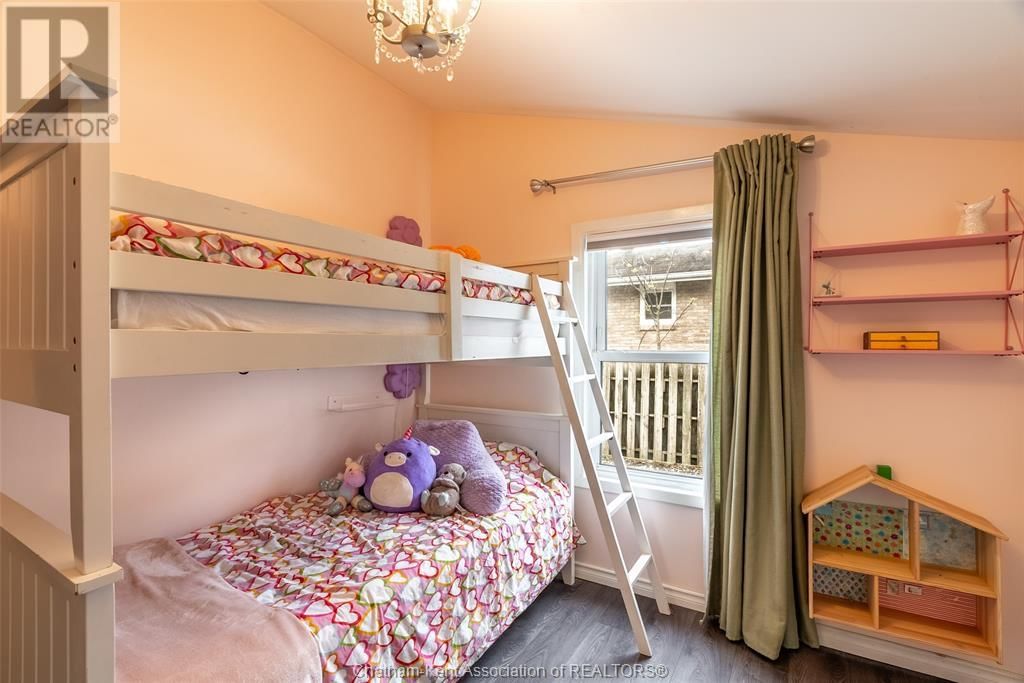 157 STANLEY AVENUE Image 20