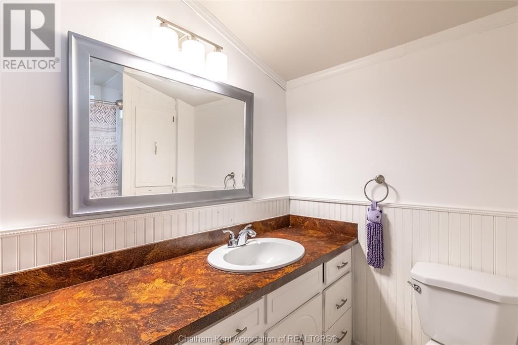 157 STANLEY AVENUE Image 23
