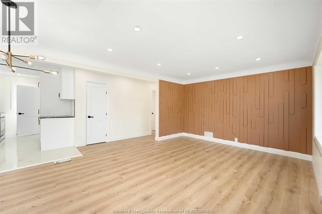 3521 DOMINION BOULEVARD Image 5