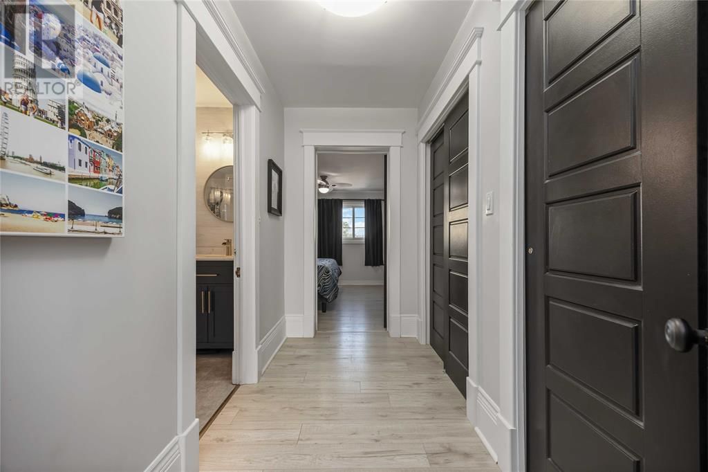 329 VIDAL STREET NORTH Image 26