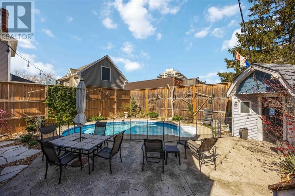 329 VIDAL STREET NORTH Image 42